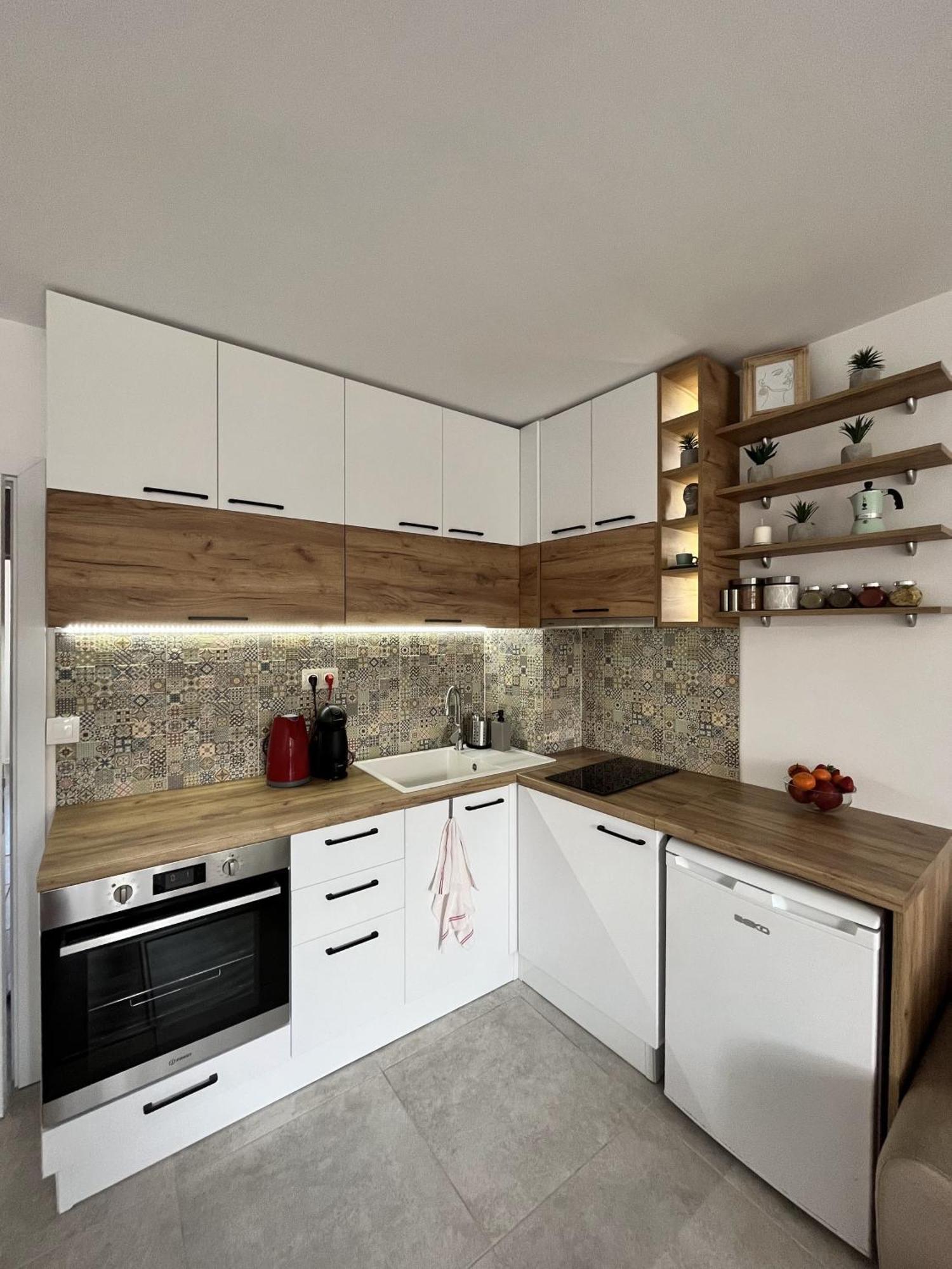 Central Cosy, Fully Renovated 2Bd Near The Cathedral Варна Екстер'єр фото